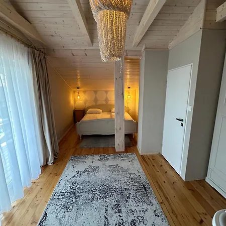 Pogodnawilla * ミエルノ