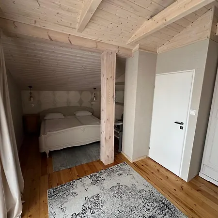 Pogodnawilla 別荘 *