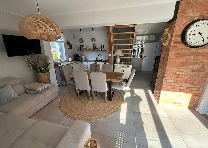 Pogodnawilla 別荘 ミエルノ